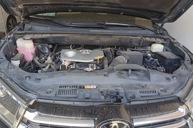 Toyota Highlander 2020 car image #24