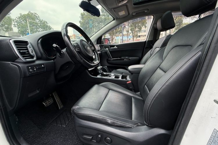 Kia KX5 2017 صورة سيارة #24