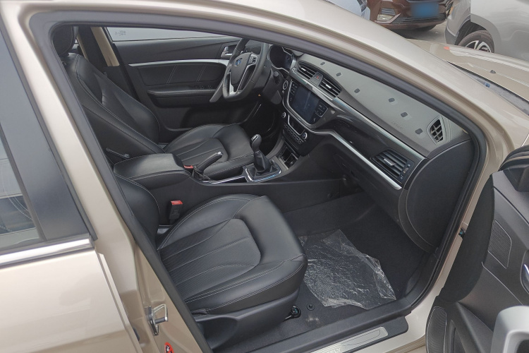 GEELY Emgrand 2017 #24 GEELY Emgrand 2017 immagine di auto #24
