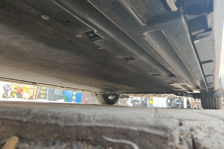 BYD e7 2025 imagem de carro #24