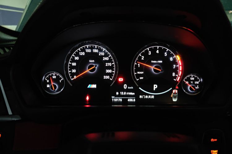 BMW M4 2018 imagem de carro #24