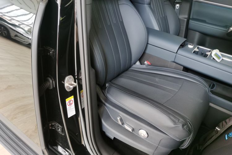 FangChengBao Tiger 7 2025 car image #24