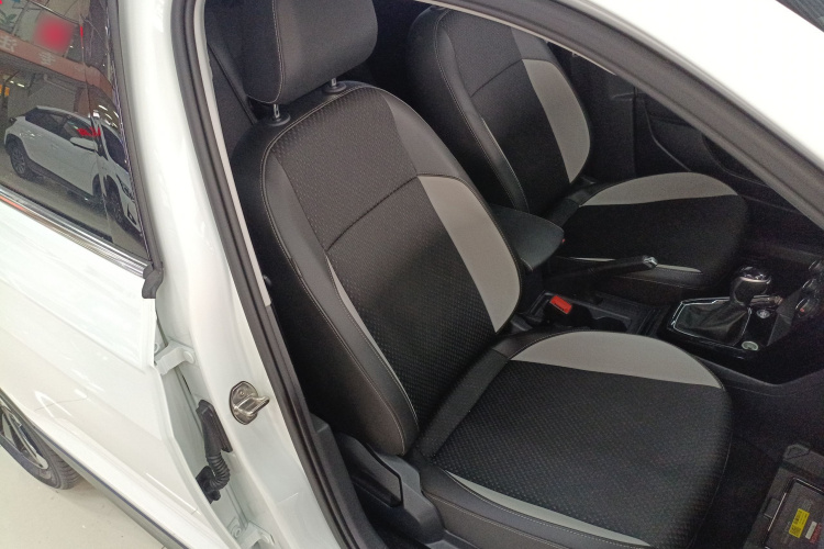 Volkswagen Tacqua 2023 car image #24