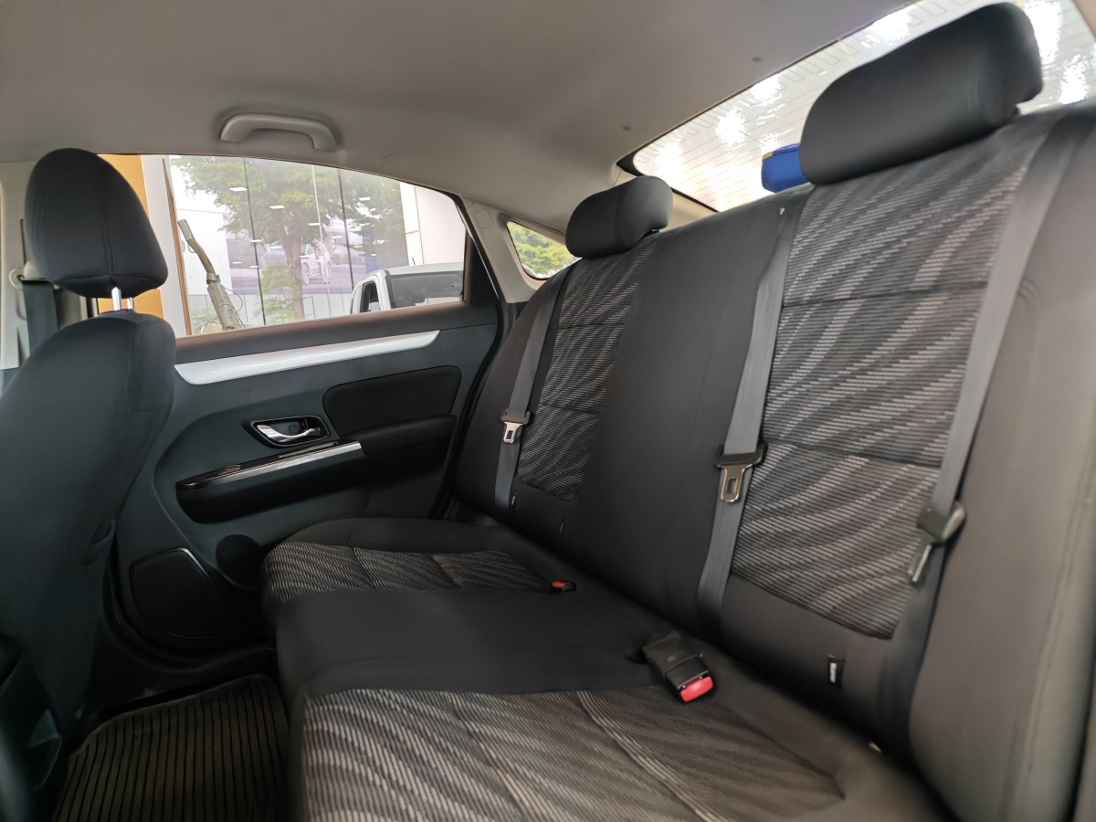 Forthing JOYEAR S50 2016 imagen de coche #24