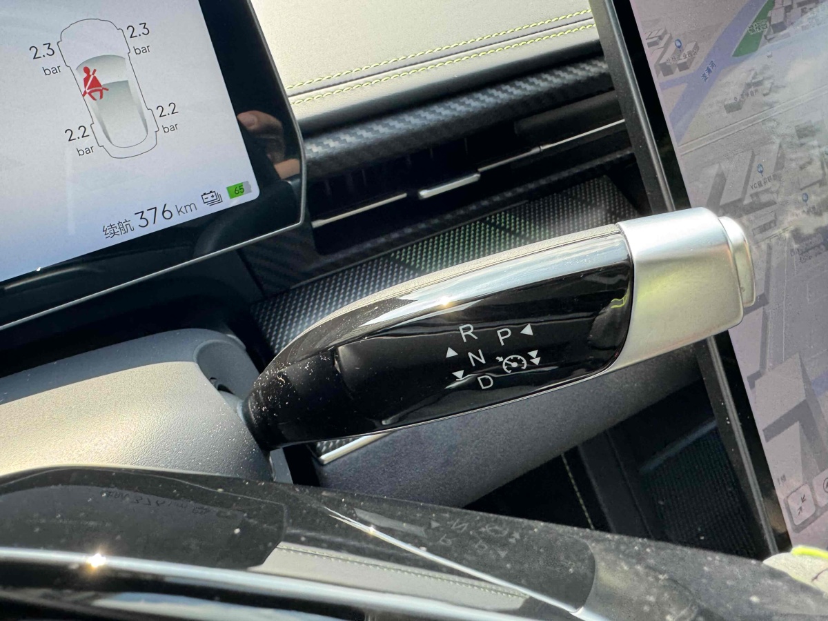 哪吒汽车 哪吒GT 2023 汽车图片 #24