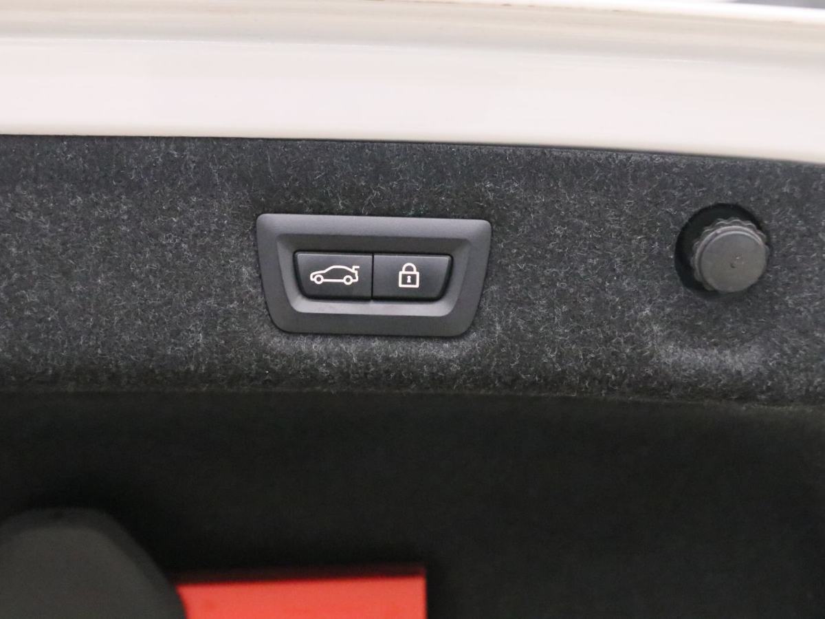 BMW Z4 M40i 2020 car image #24