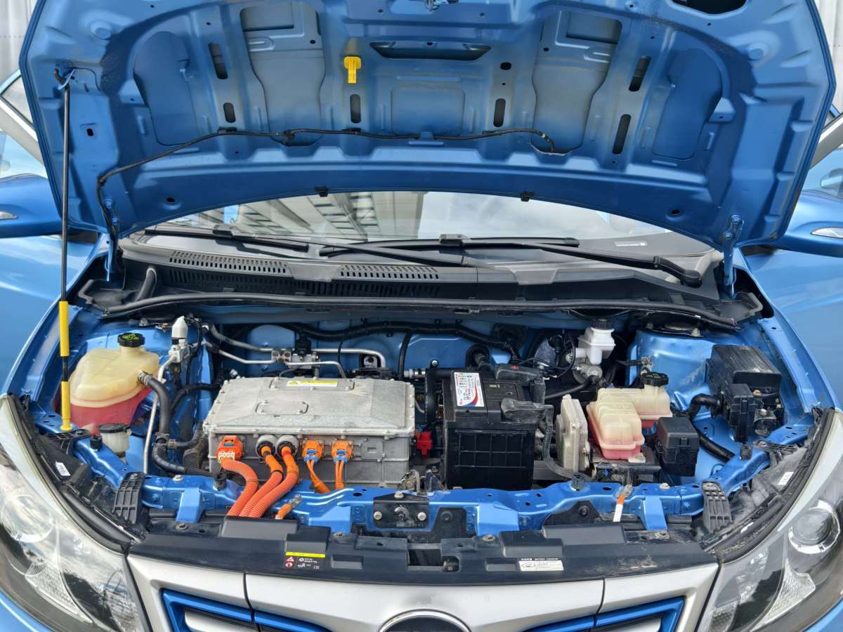 BYD e5 2021 car image #24