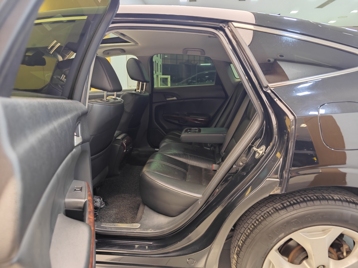 Honda CROSSTOUR 2011 car image #24