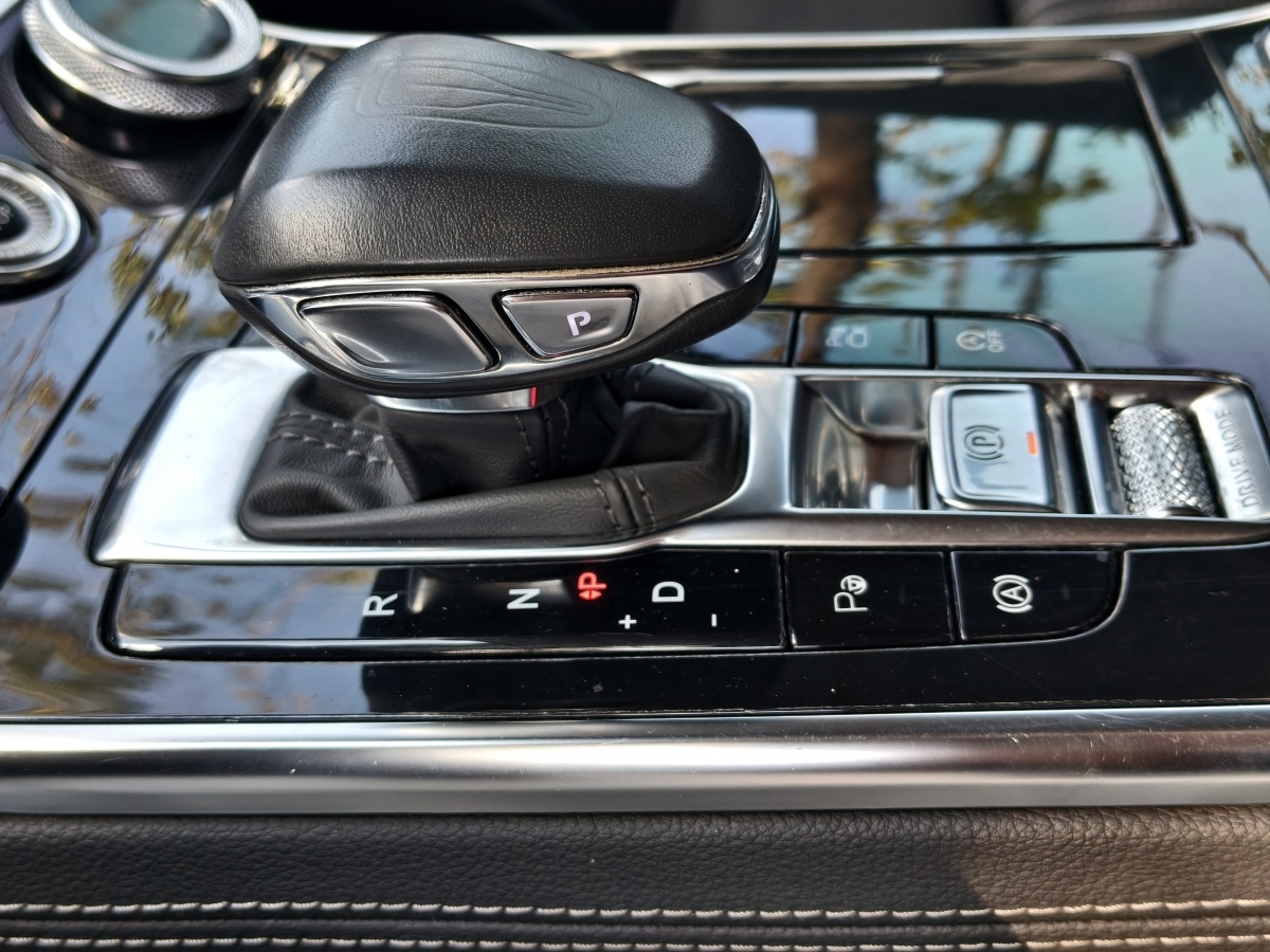 HongQi H9 2022 #24 HongQi H9 2022 immagine di auto #24