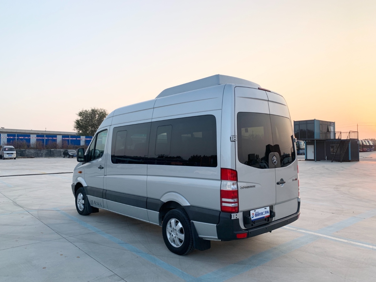 Mercedes-Benz Sprinter 2019 #24 Mercedes-Benz Sprinter 2019 car image #24