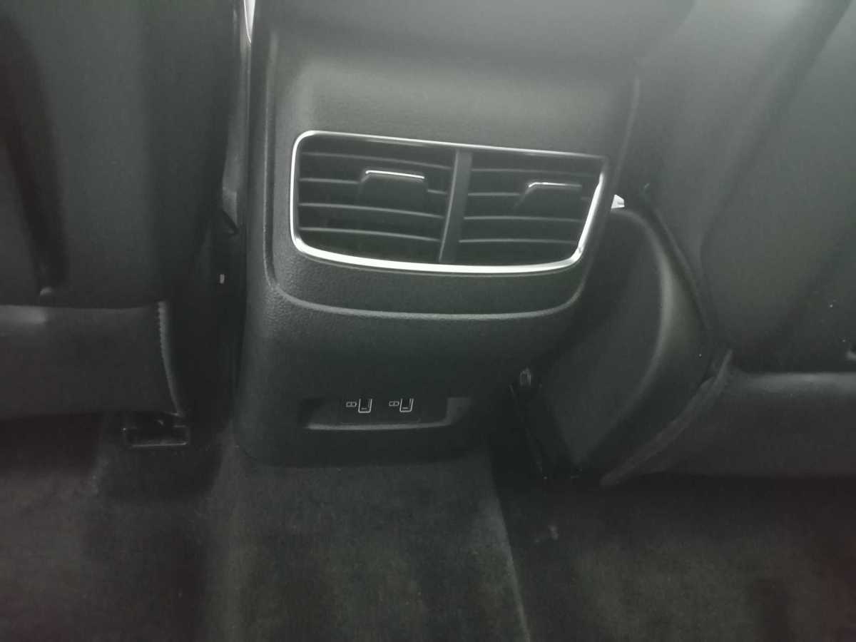 MG HS 2019 car image #24