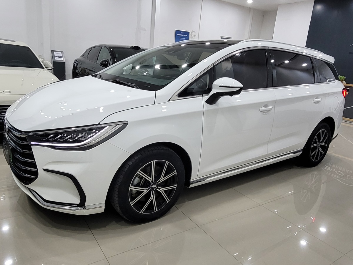 BYD Song MAX New Energy 2023 car image #24