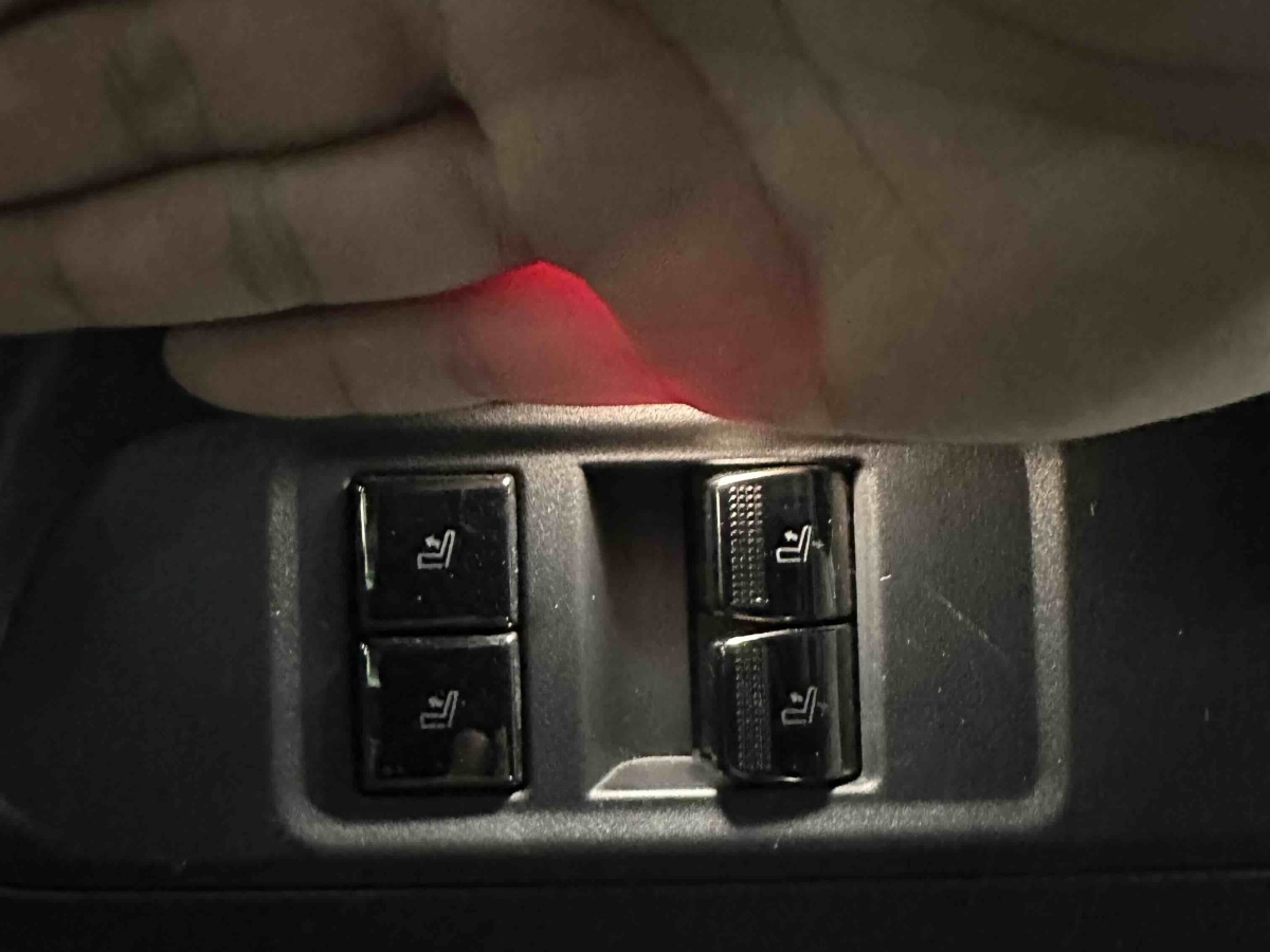 GAC Trumpchi ES9 2023 #24 GAC Trumpchi ES9 2023 car image #24