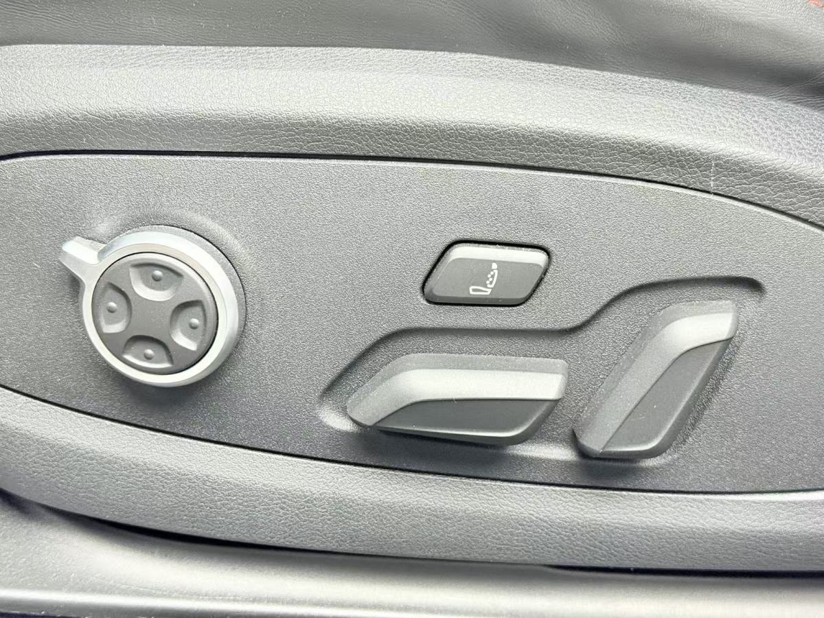 Audi RS 5 2022 car image #24