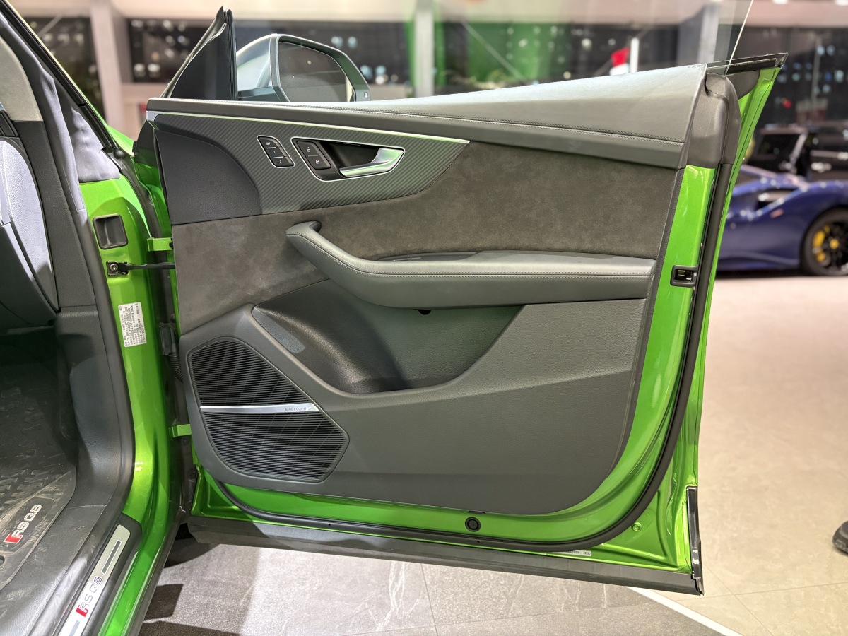 Audi 2022 car image #24