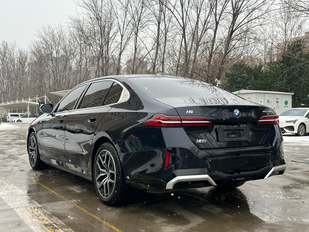 BMW i5 2024 #24 BMW i5 2024 car image #24