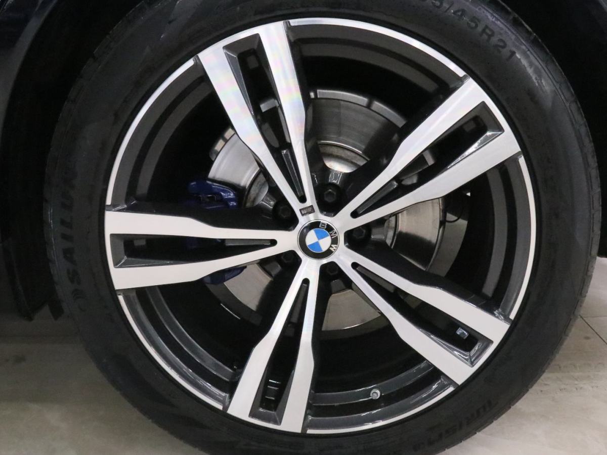 BMW X7 2022 immagine di auto #24