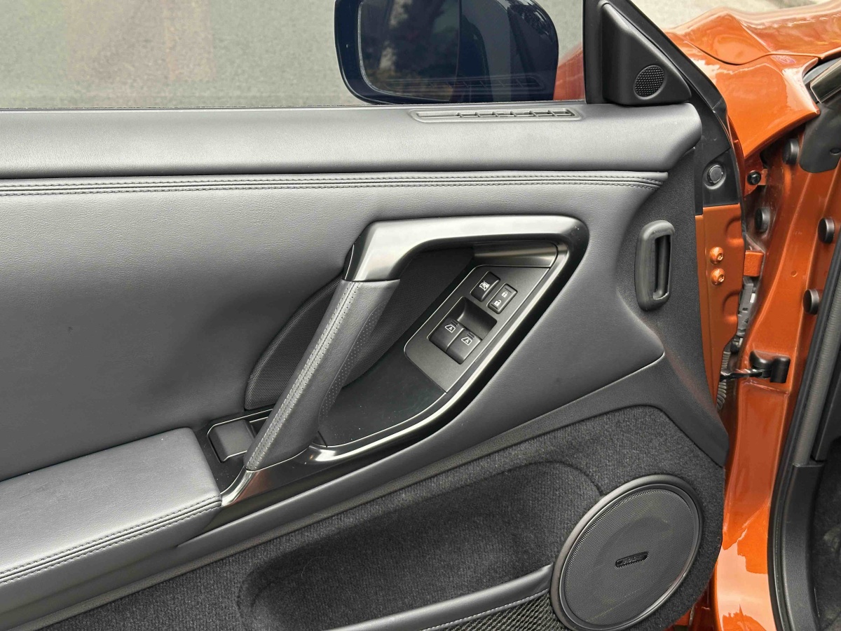 日产 日产GT-R 2018 汽车图片 #24