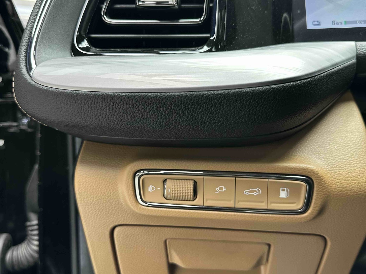 GAC Trumpchi ES9 2025 car image #24