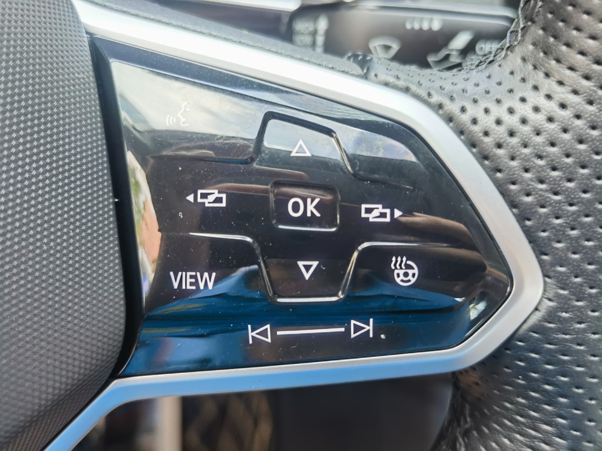 Volkswagen Tiguan X 2021 immagine di auto #24