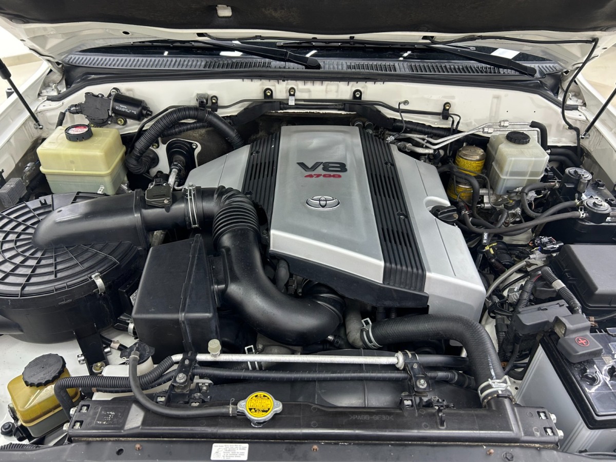 Toyota Land Cruiser 2005 immagine di auto #24