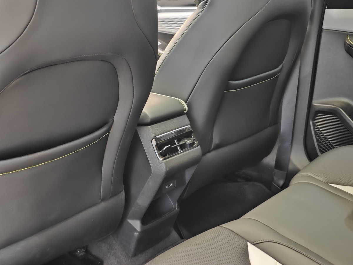 GEELY Coolray 2022 #24 GEELY Coolray 2022 car image #24