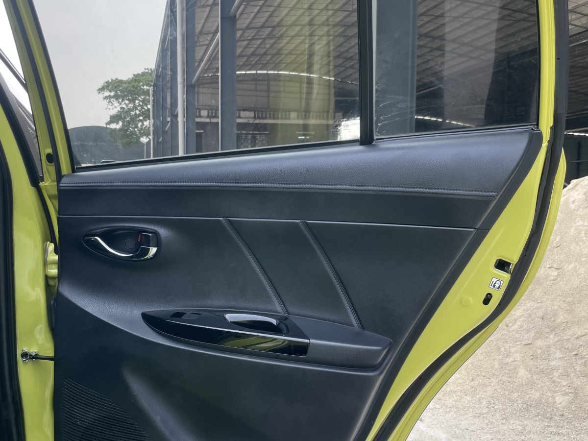 Toyota Yaris L Zhixuan 2022 immagine di auto #24