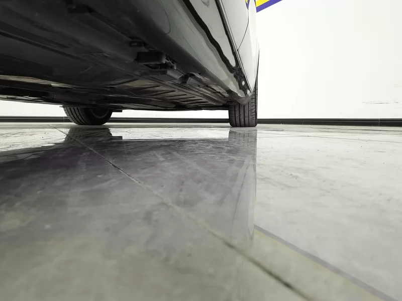 Mercedes-Benz E Class 2022 car image #24