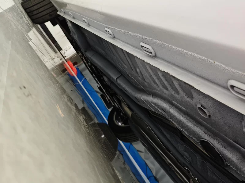 5 2025 car image #24