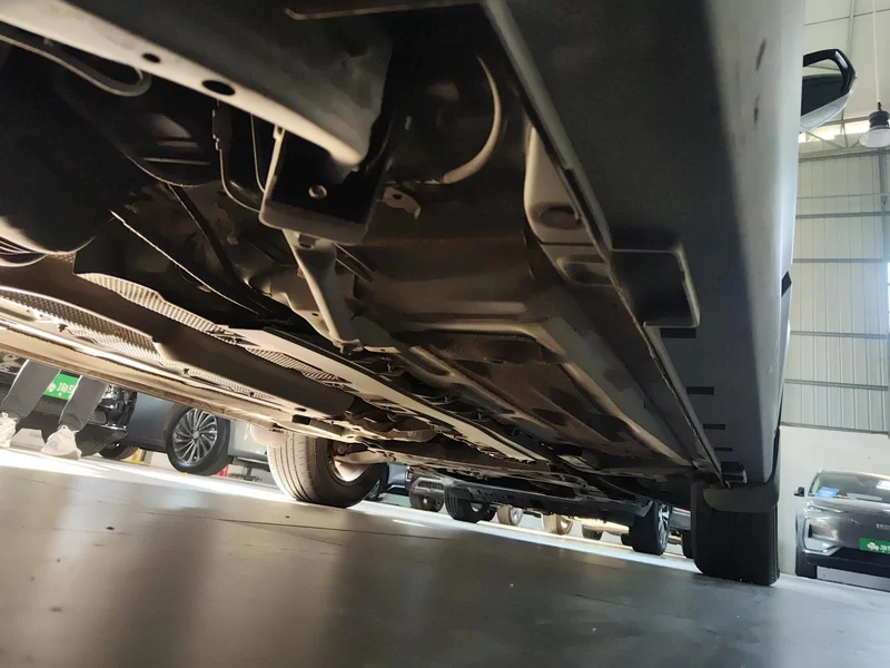 Forthing T5 2019 imagen de coche #24