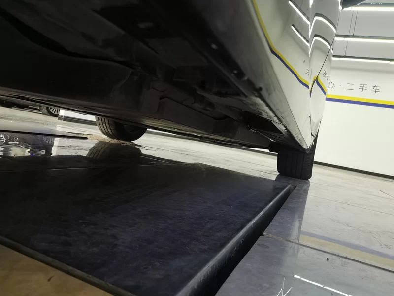 Toyota Avalon 2023 car image #24