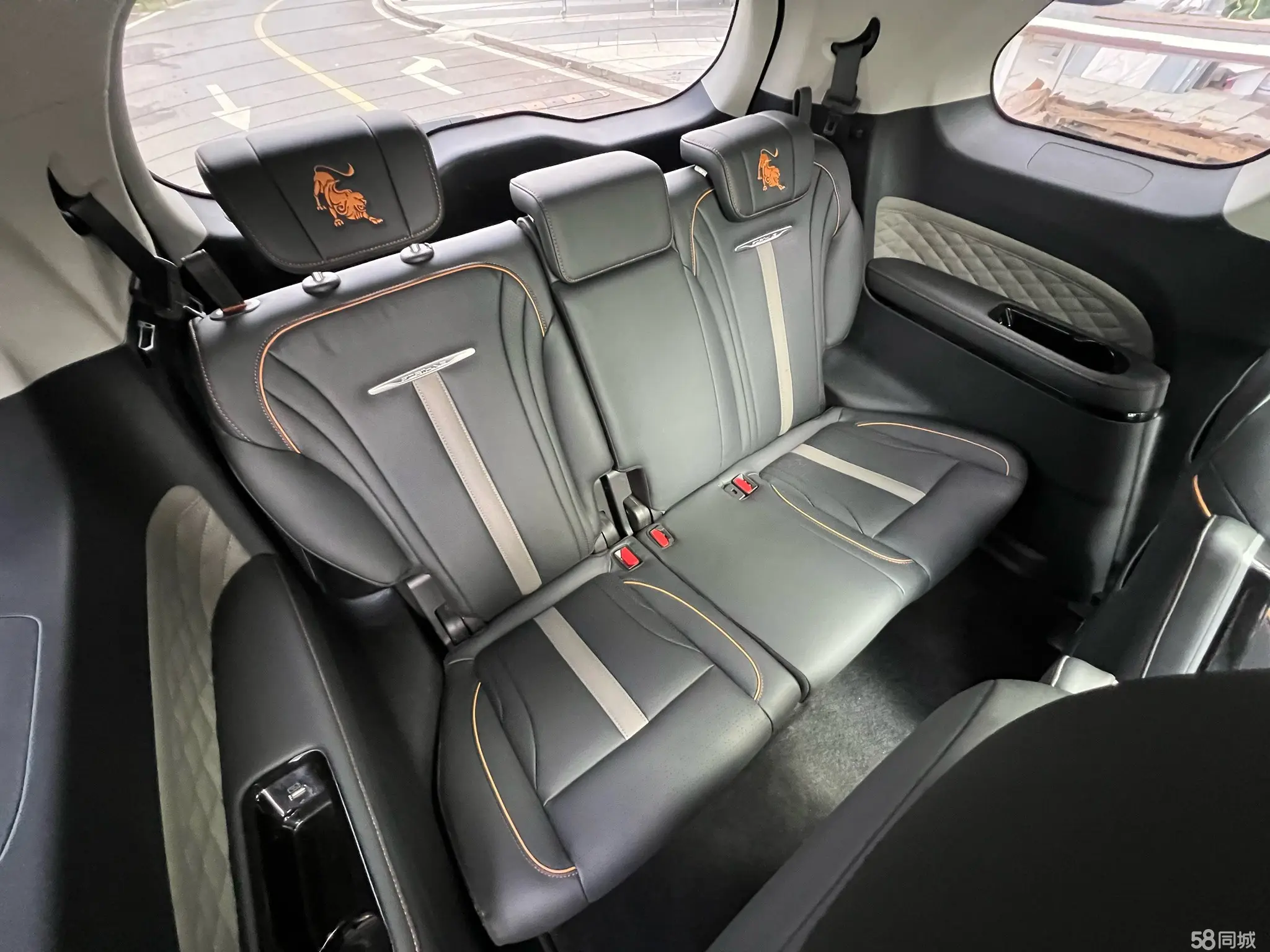 Forthing Yacht 2023 car image #24