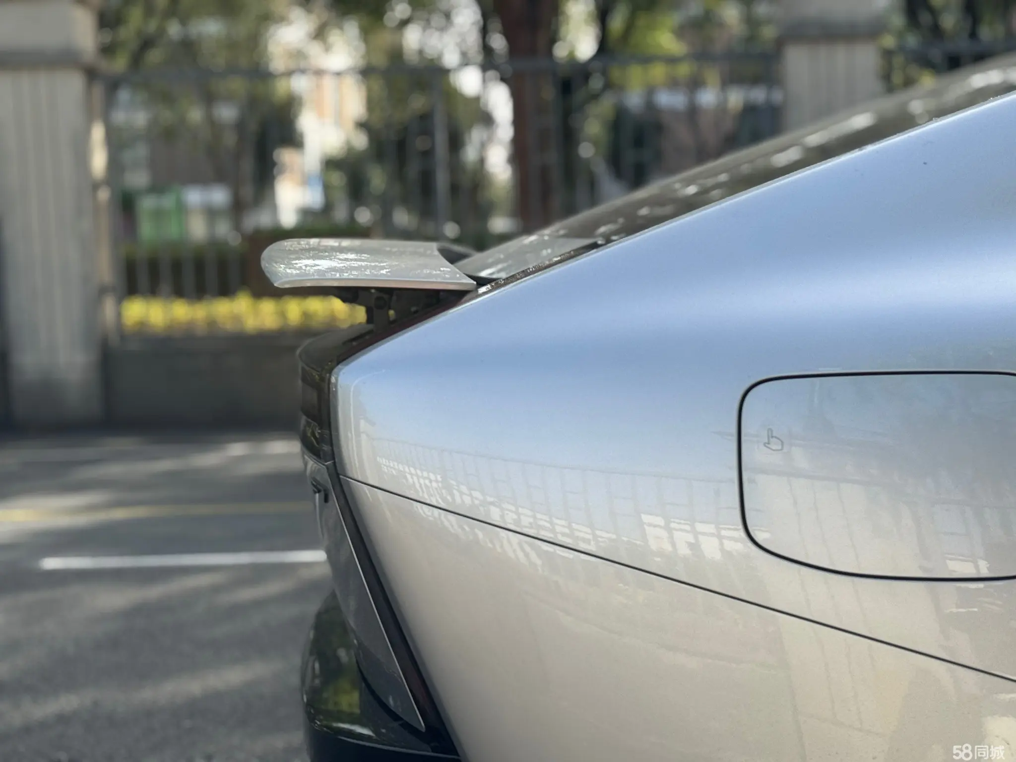 小鹏 小鹏P7 2025 汽车图片 #24