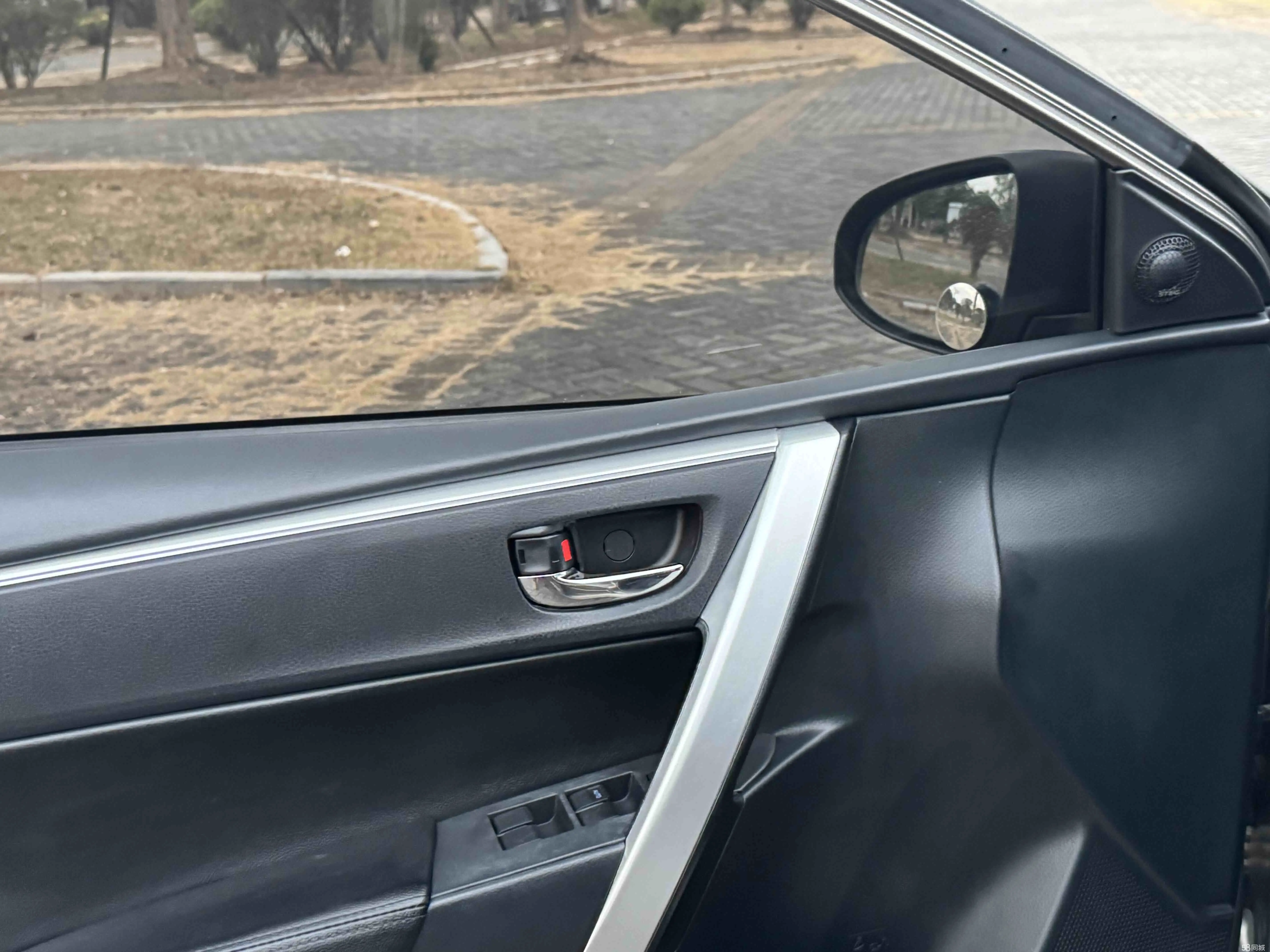 Toyota Corolla 2018 #24 Toyota Corolla 2018 car image #24