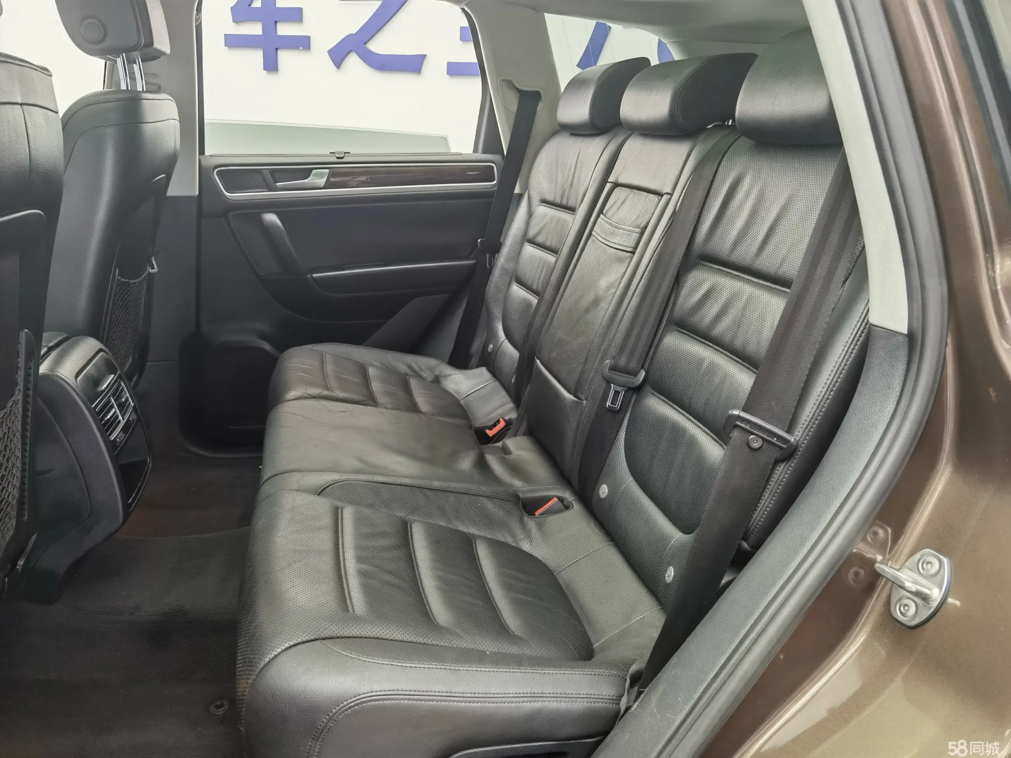 Volkswagen Touareg 2012 car image #24