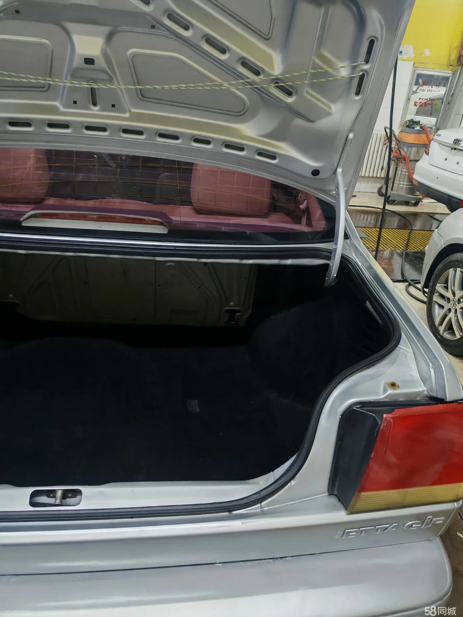 Volkswagen Jetta 2006 car image #24