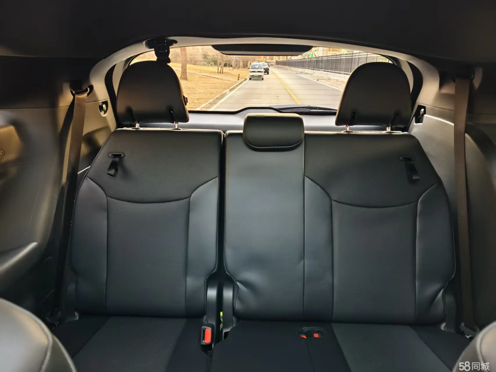 Toyota Granvia 2025 car image #24