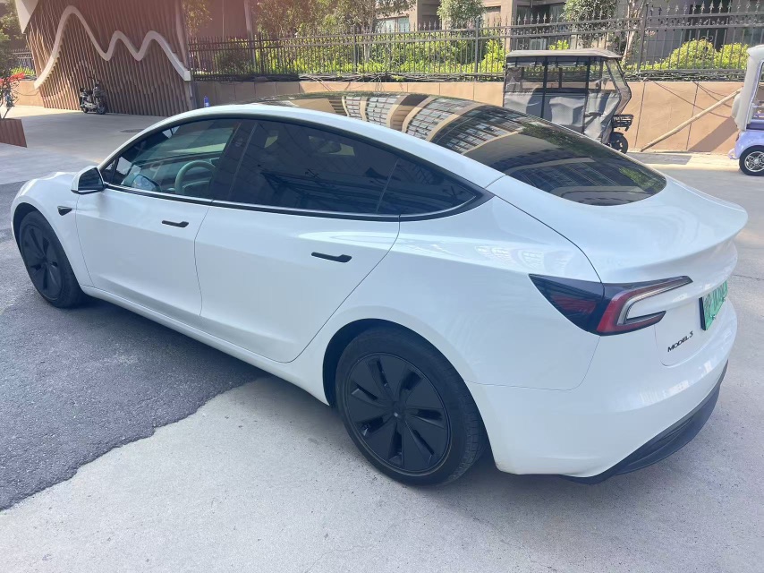 Tesla Model 3 2026 #4 Tesla Model 3 2026 car image #4