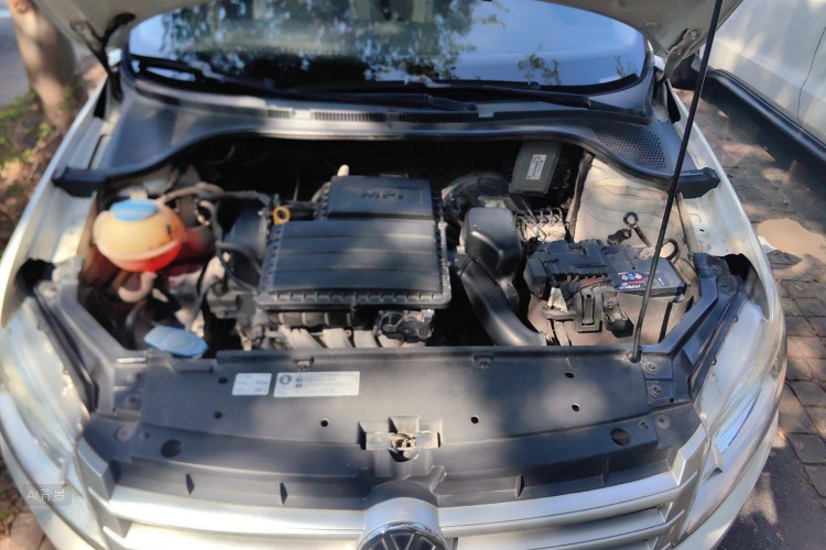 Volkswagen Santana 2015 car image #22