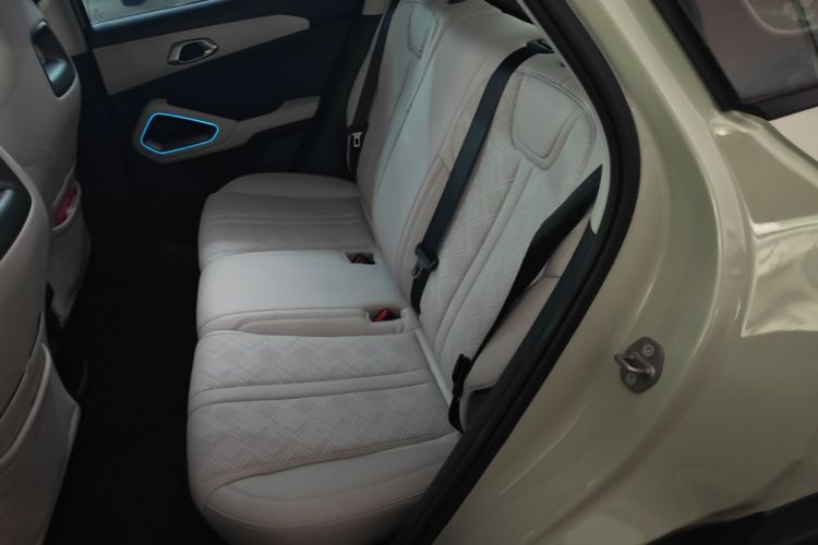 BYD YuanUP 2024 car image #13