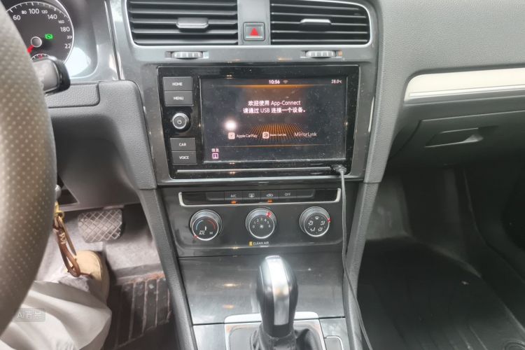Volkswagen Golf 2019 #15 Volkswagen Golf 2019 car image #15