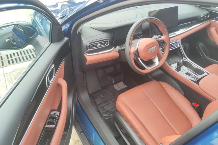 GEELY Emgrand 2025 car image #16