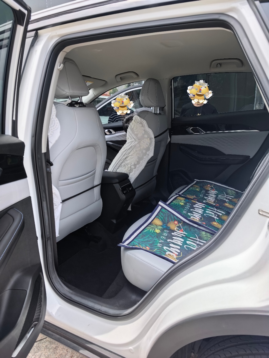 GEELY Coolray 2025 car image #4