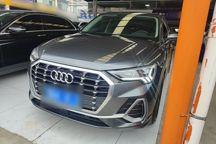 Audi Q3 2021 imagen de coche #2