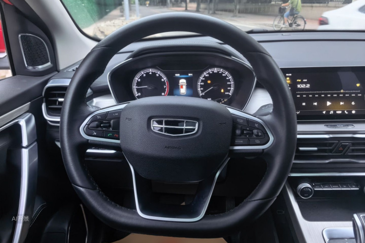 GEELY Coolray 2019 #12 GEELY Coolray 2019 car image #12