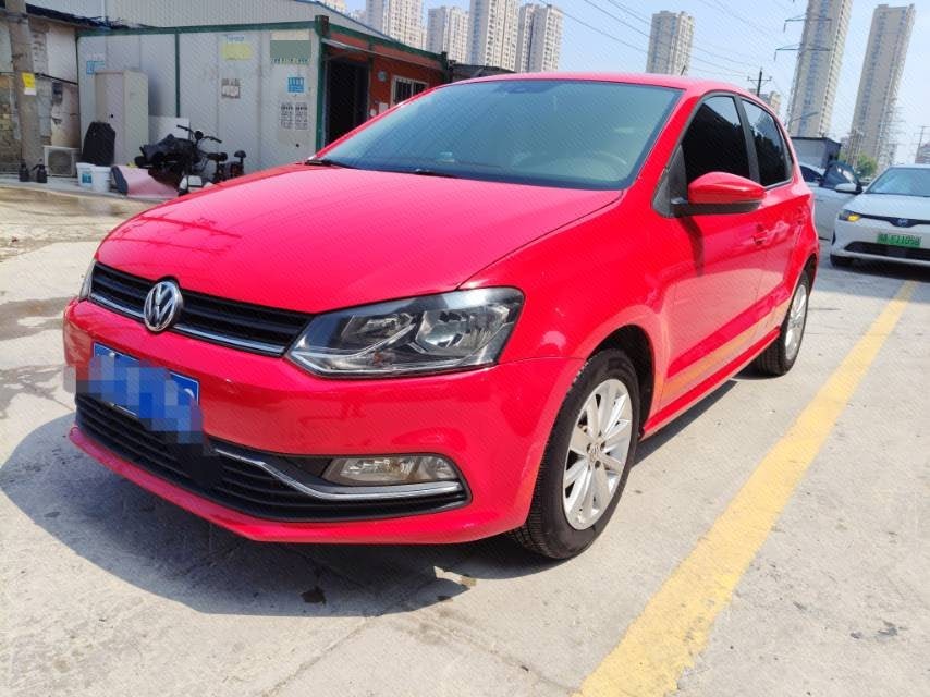 Volkswagen Polo 2015 Volkswagen Polo 2015 car image
