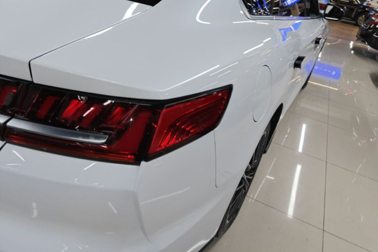 BYD Han 2022 #8 BYD Han 2022 car image #8