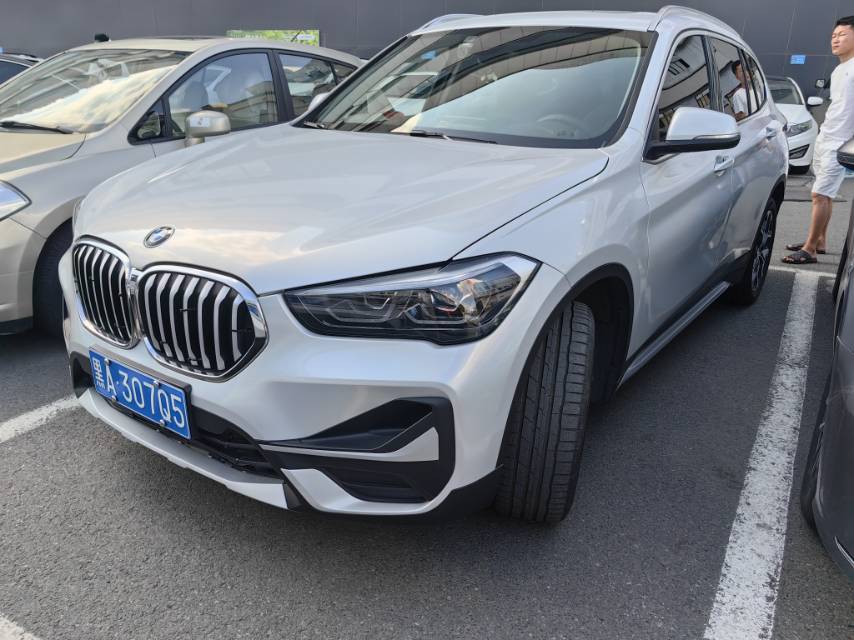 BMW X1 2020 car image 