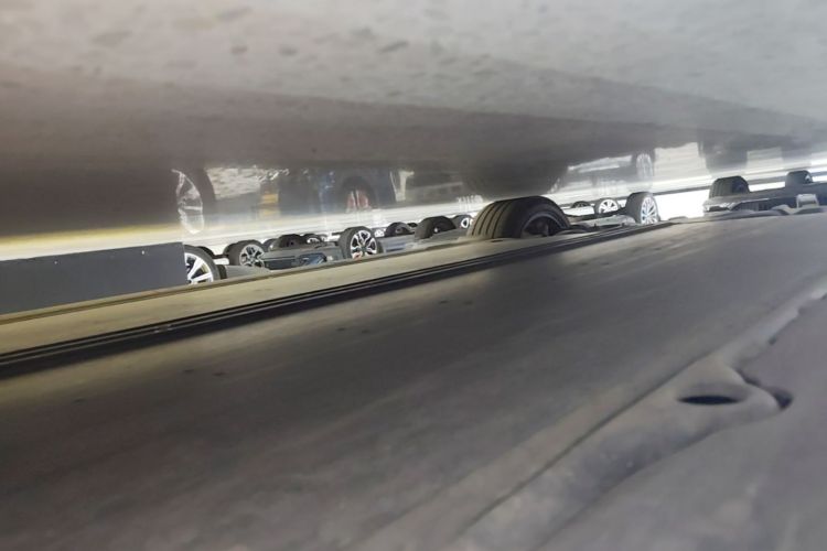 Tesla Model 3 2023 car image #26
