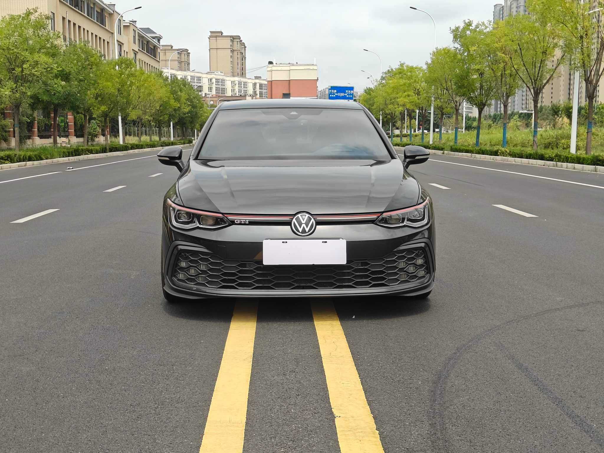 Volkswagen GolfGTI 2022 car image #4